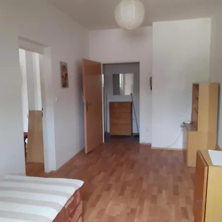 公寓 Top-floor 2-1 Flat, In The Very Center 卡罗维发利